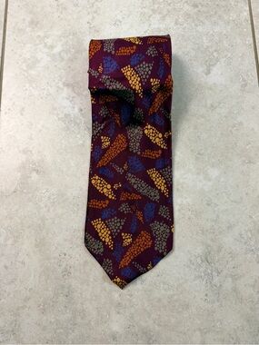 Caravaggio Pure Silk Imported From Italy Men’s Tie Burgundy Abstract Dot Necktie